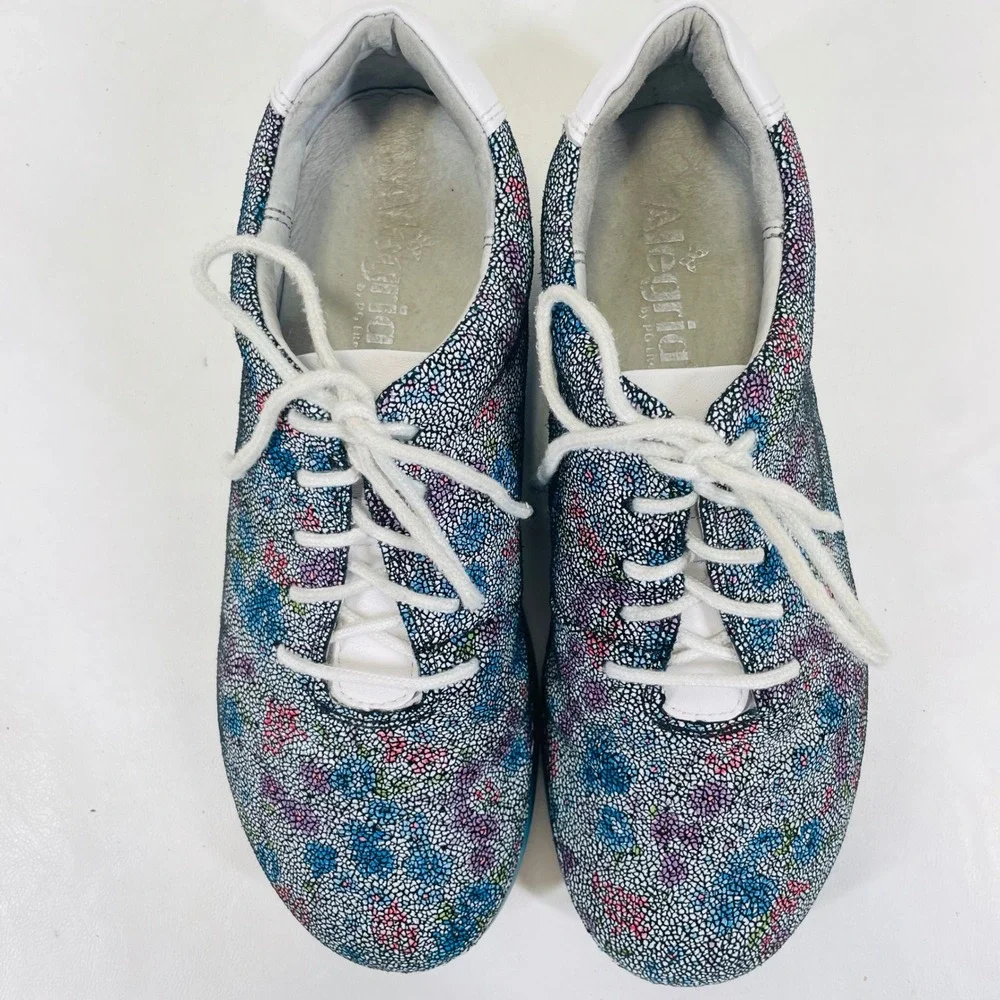 Alegria Essence ESS-132 Blue Floral Pebbled Leather Walking Sneakers Womens 38